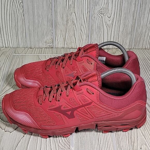 Mizuno Wave Trail Triple Red Running Shoes Mens Size 8.5 - Picture 4 of 11